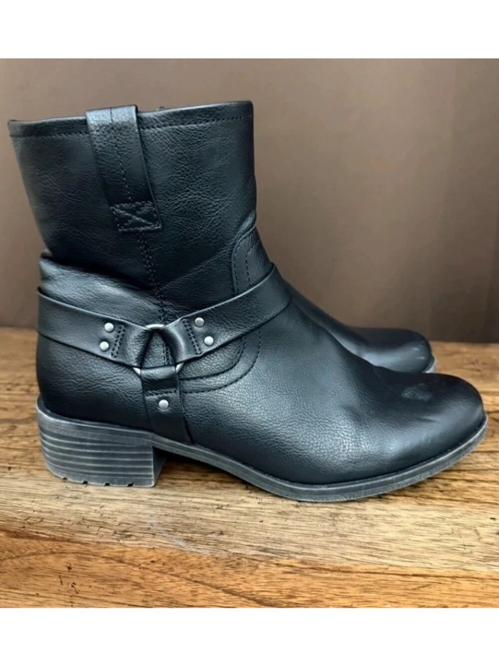 Frye and Co Elodie Ankle Boots Size 8